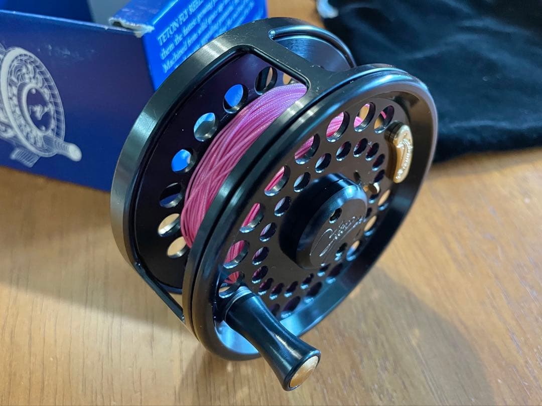 【yazawa】Teton 7 ティトンフライリール　黒