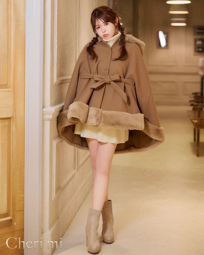 新品タグ付 Cherimi シェリミー フードファーリボンポンチョ ブラウン