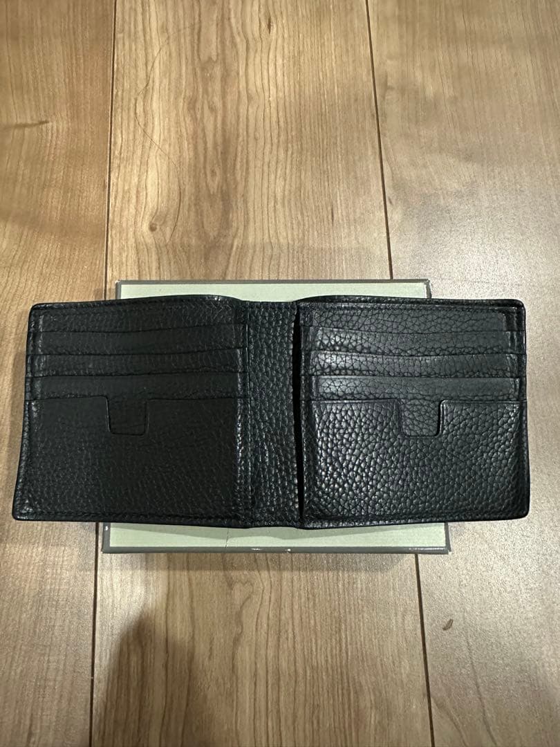 ⭐︎最終値下げ⭐︎TOM FORD ブラック 二つ折り財布