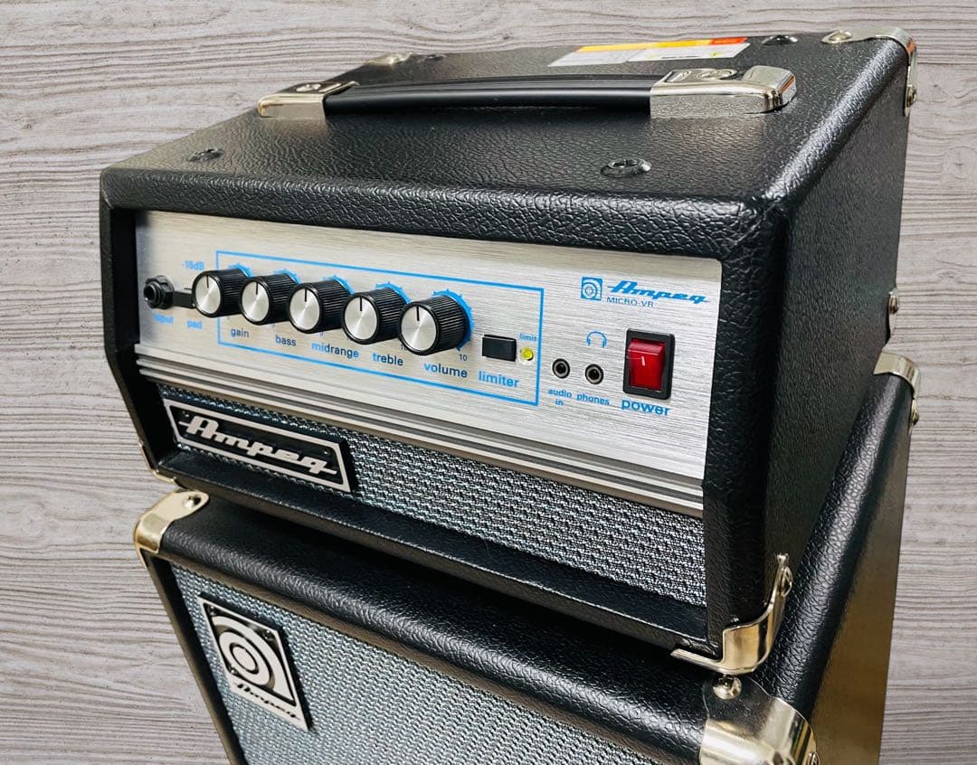 （美品）AMPEG MICRO-VR / SVT210AV ベースアンプセット