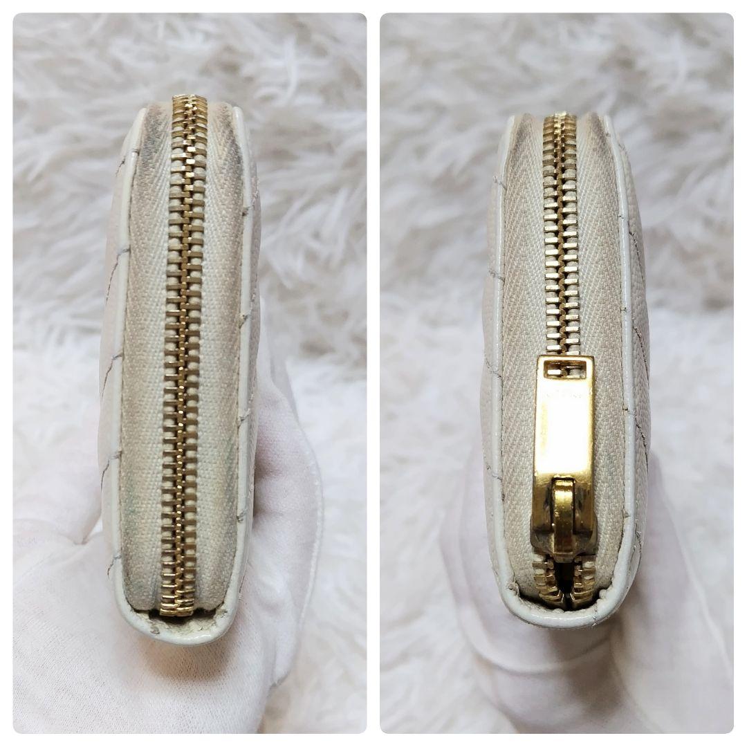 レア美品✨サンローラン◇ラウンドファスナー長財布　Vキルティングゴールド金具白