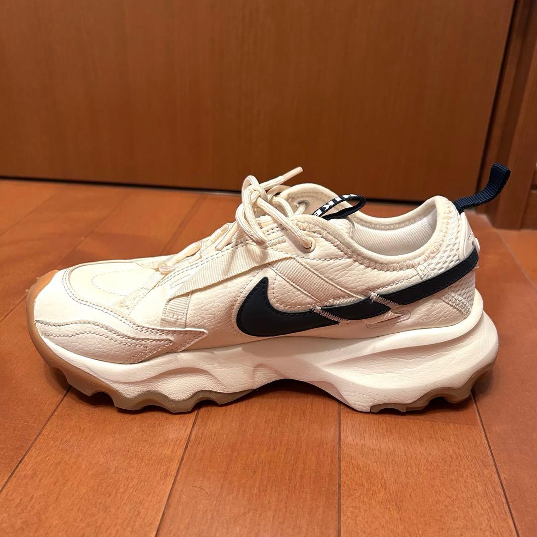 NIKE TC7900 ネイビー