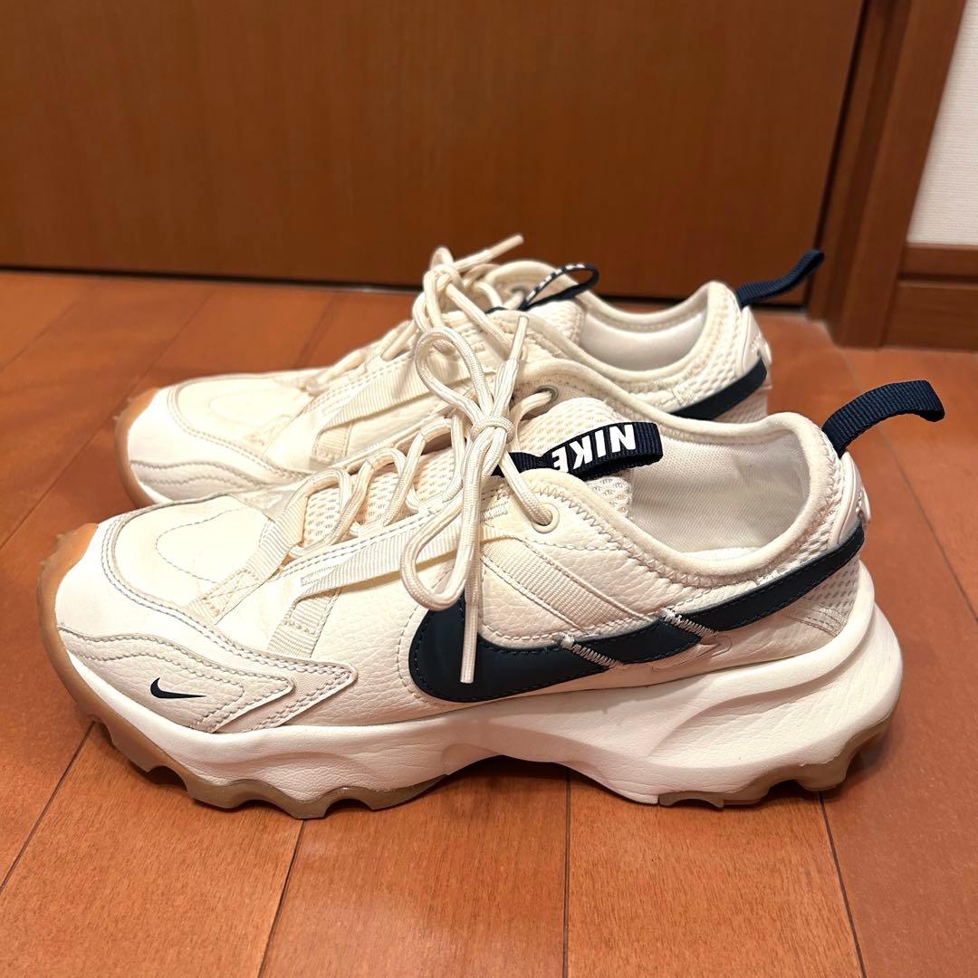 NIKE TC7900 ネイビー