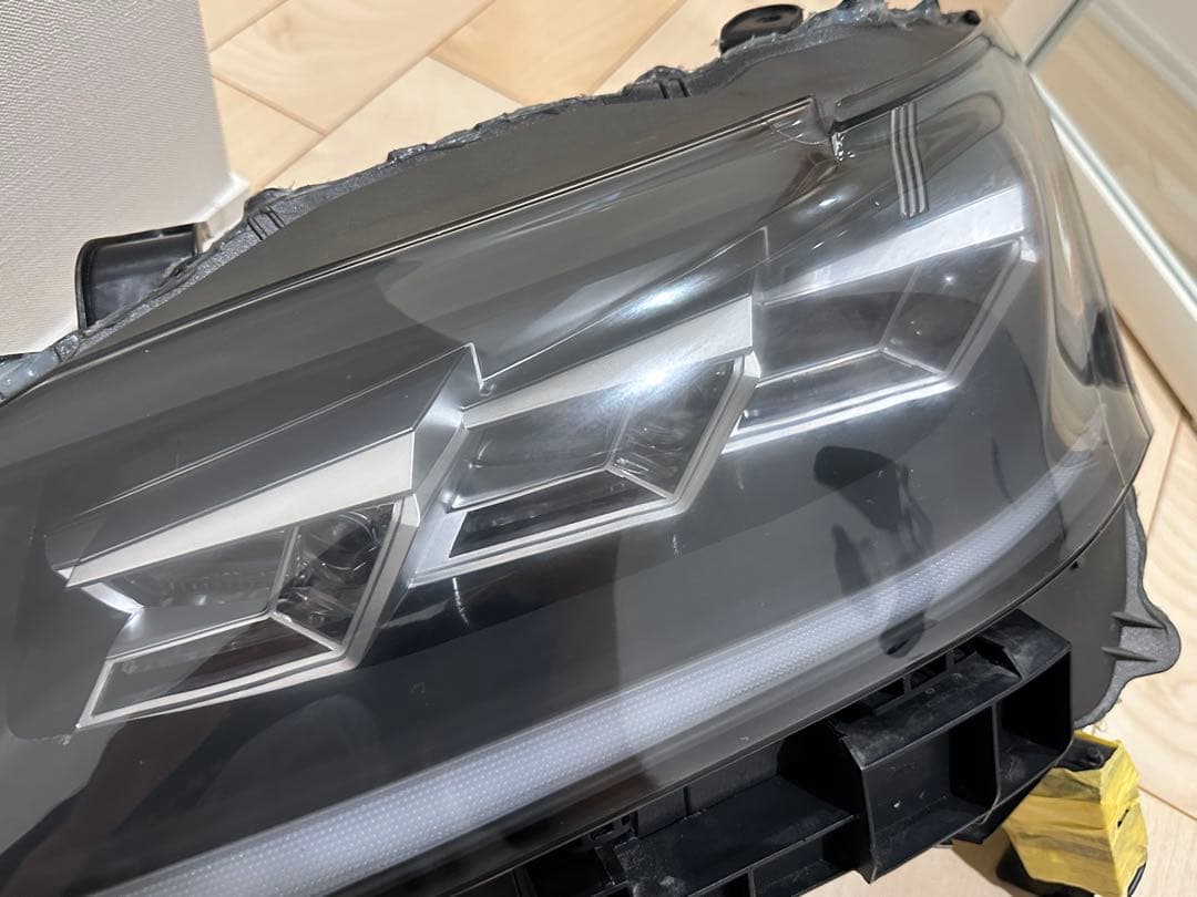 レクサス GS 10系 GRL/GWL/AWL 社外 三眼 ヘッドライト