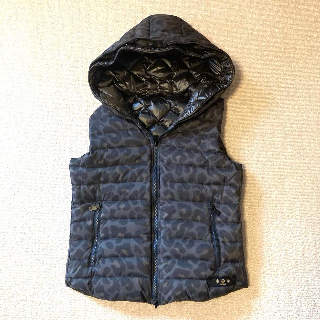 美品❣️TATRASリバーシブル　ダウンベスト　２WAY　グレージュ　レオパード