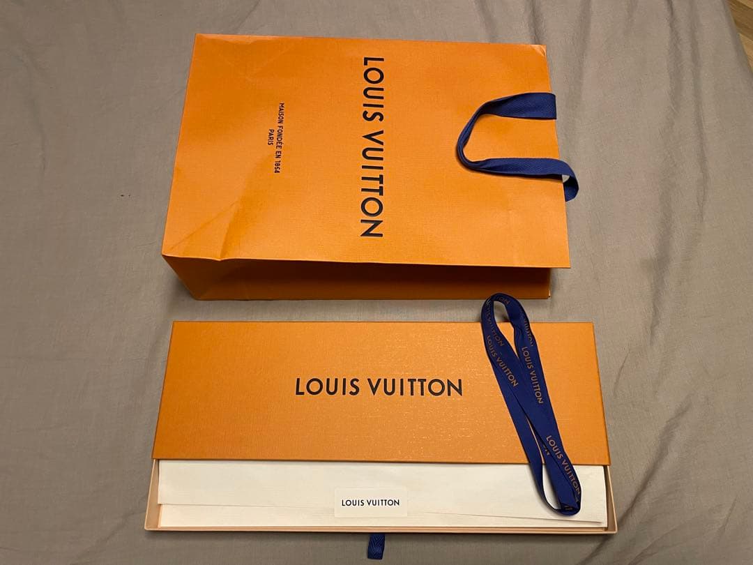 【新品未使用】LOUIS VUITTON ダークブルー ネクタイ