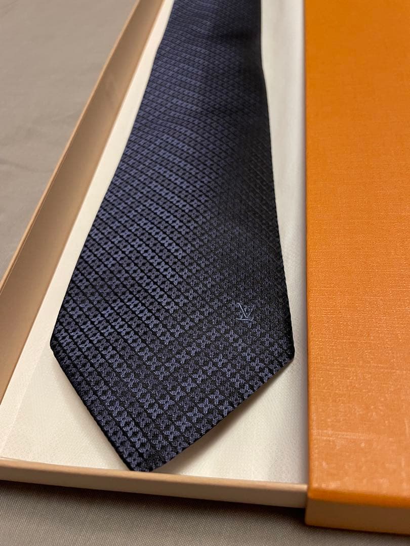 【新品未使用】LOUIS VUITTON ダークブルー ネクタイ