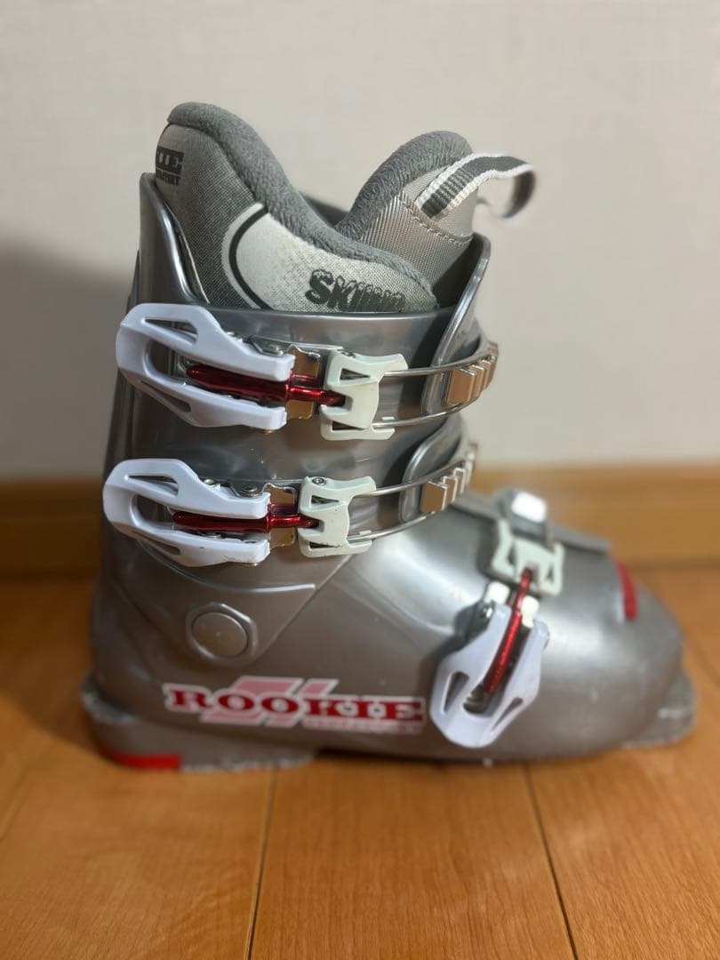 【中古】KAZUMA SPAX Jスキー板126cm、ブーツ、ストックセット