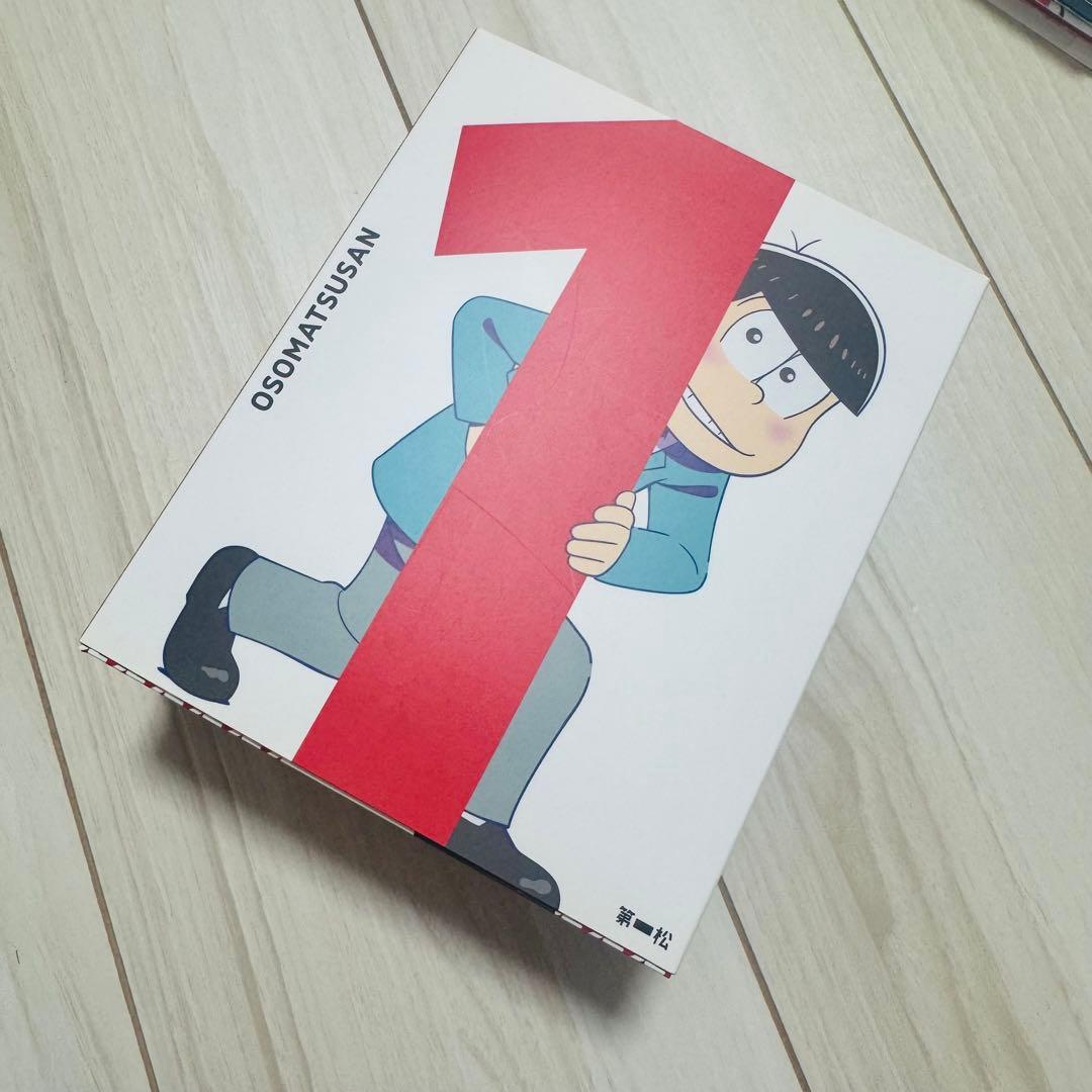 おそ松さん　DVD 第1期1〜8巻　第２期1〜3巻セット