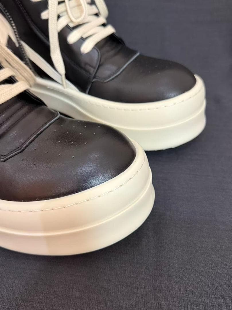 ハイカットスニーカー 黒/白 厚底