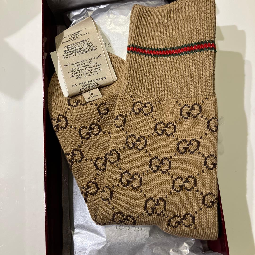 新品❣️GUCCI靴下❣️可愛い24センチ箱有りキャメルカラー