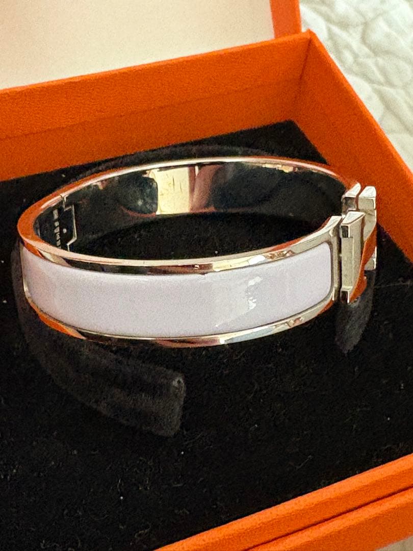 HERMES パープルエナメルバングル 《クリックH》