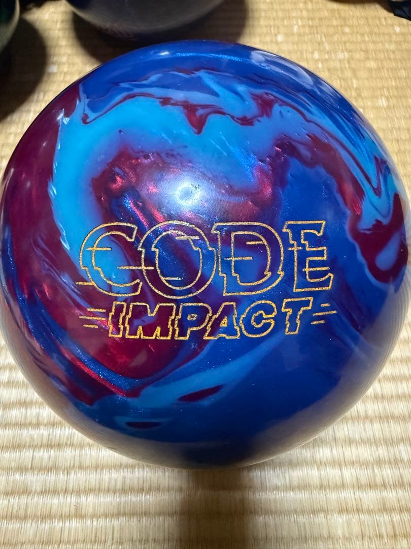 コードインパクト ボウリングボール