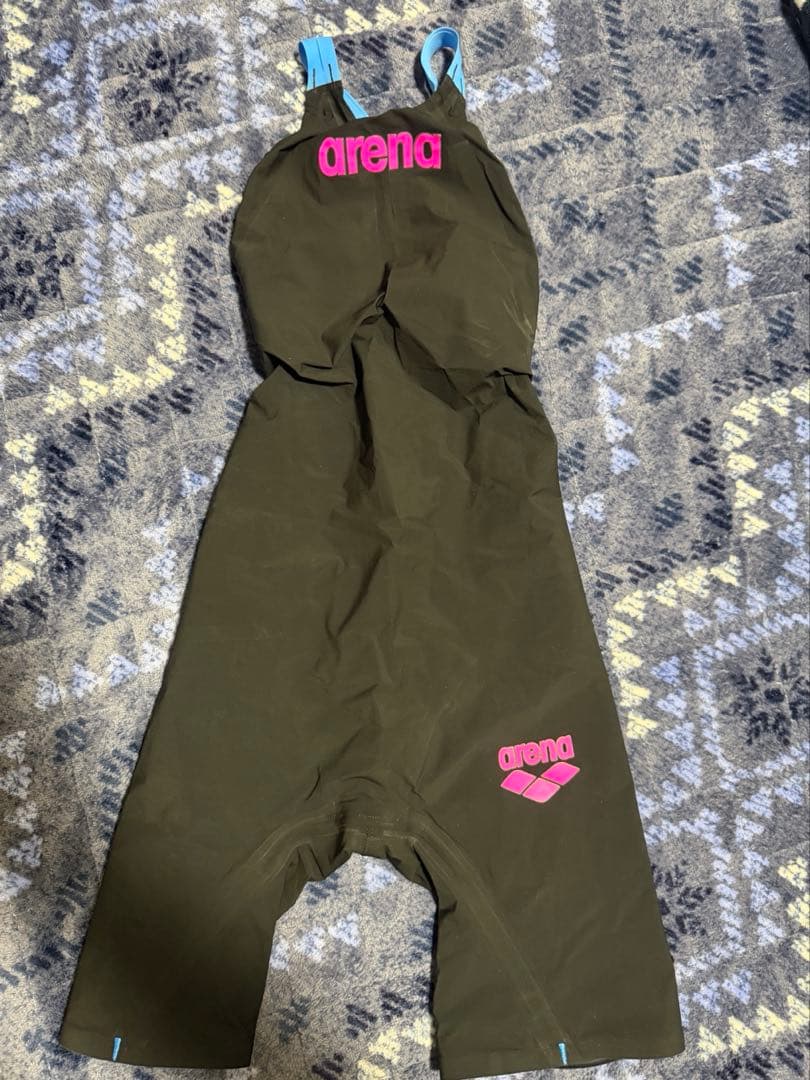 arena アクアフォースストームMF ARN4002W 黒