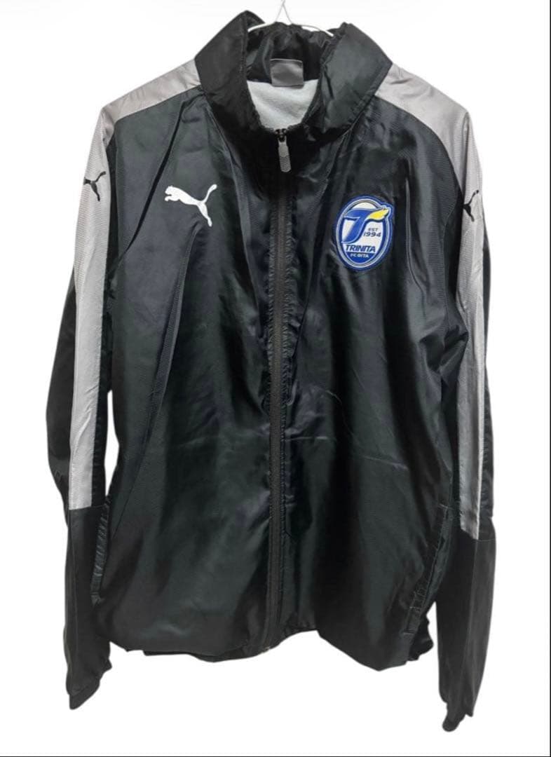 大分トリニータウインドブレーカー上下セット支給品