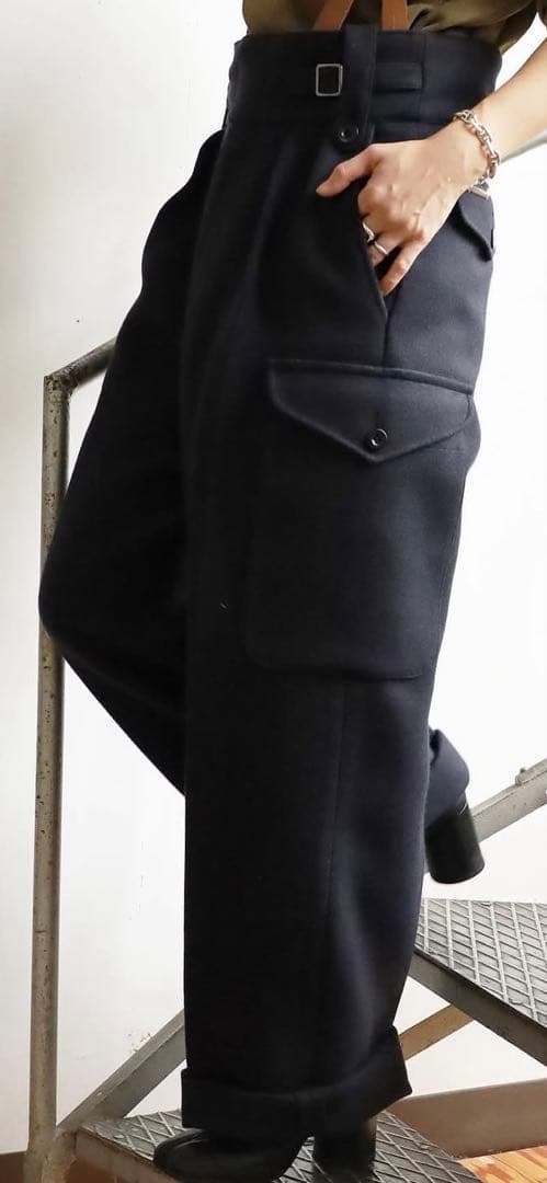 希少　HOWIE サロペットパンツ　　ブラック