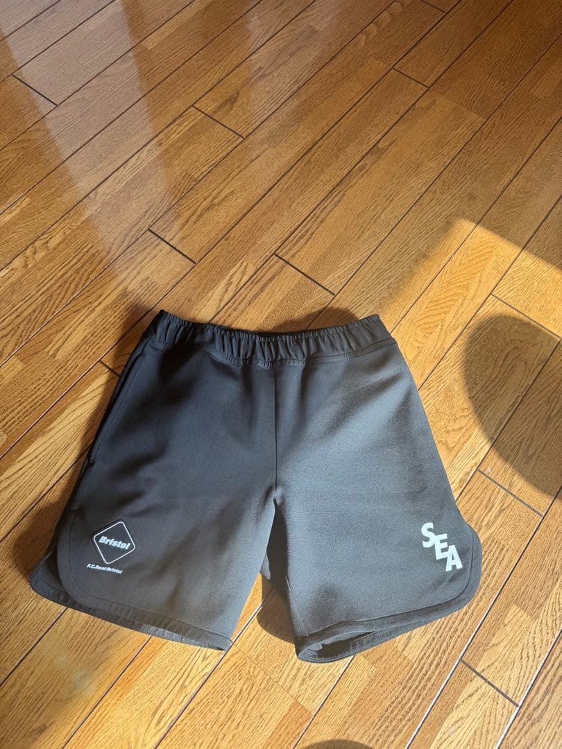 ブリストル　ハーフパンツ　Ｓ　コラボ