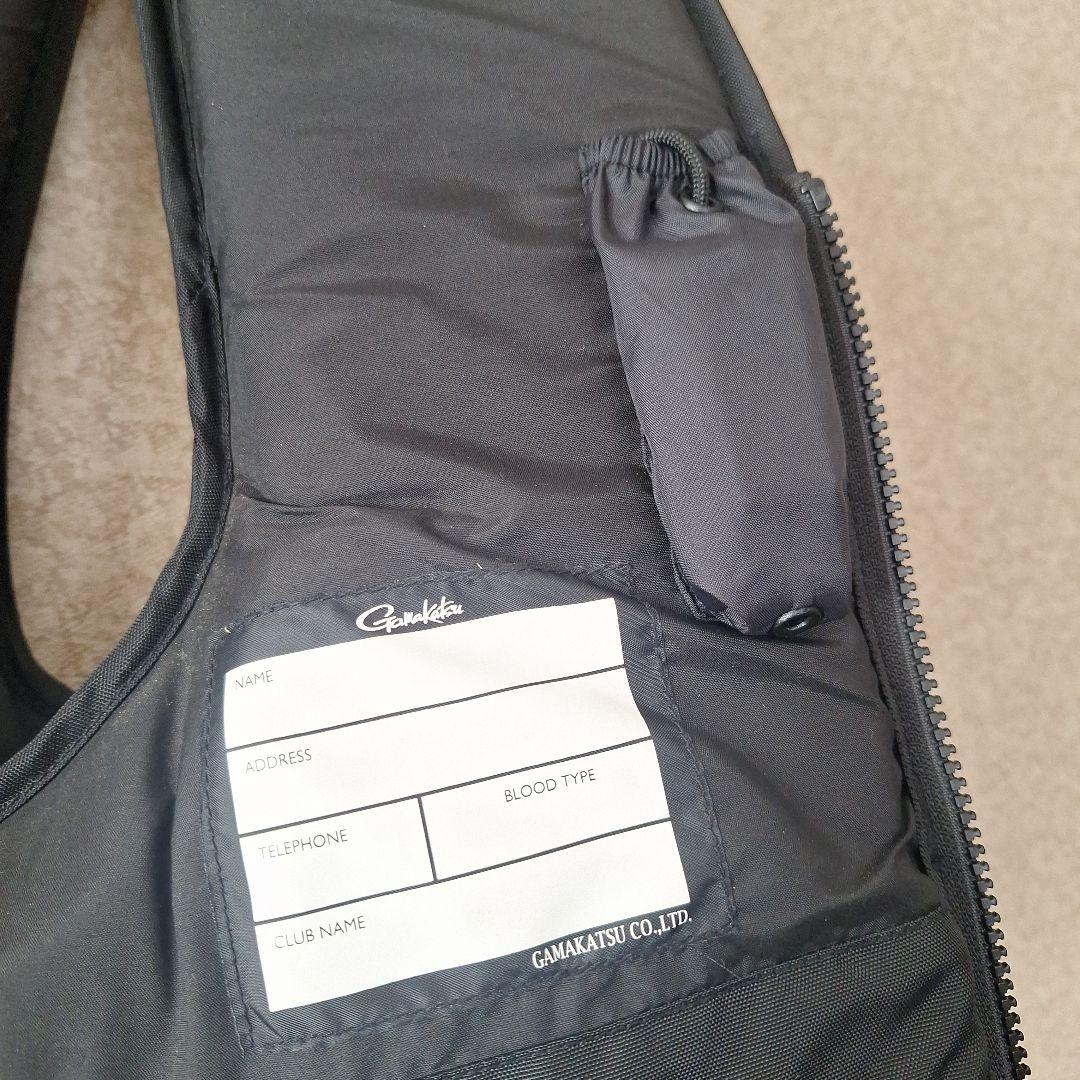 Gamakatsu フィッシングベスト ブラック/ゴールド　Lサイズ