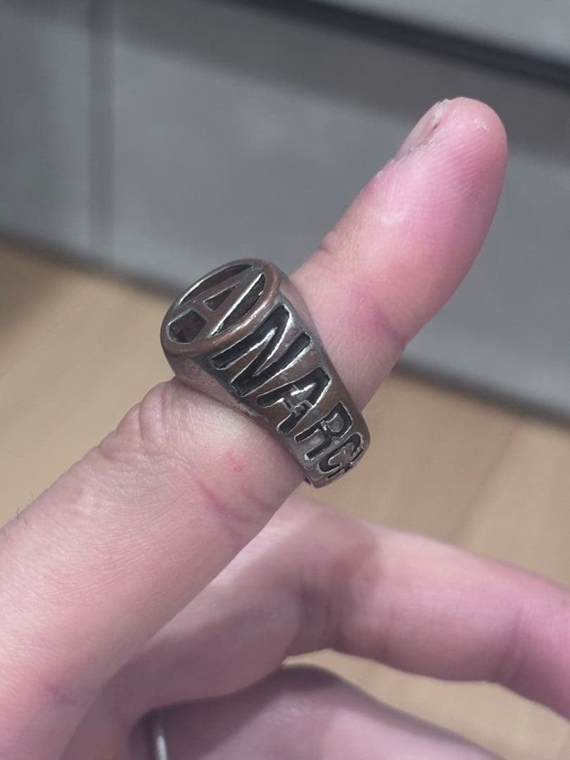 く*ー様 アンティーク 彫金 高彫 金張 シルバーゴールド 指輪。未鑑定