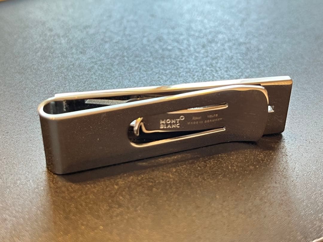 新品未使用　MONTBLANC モンブラン　マネークリップ　ネイビー