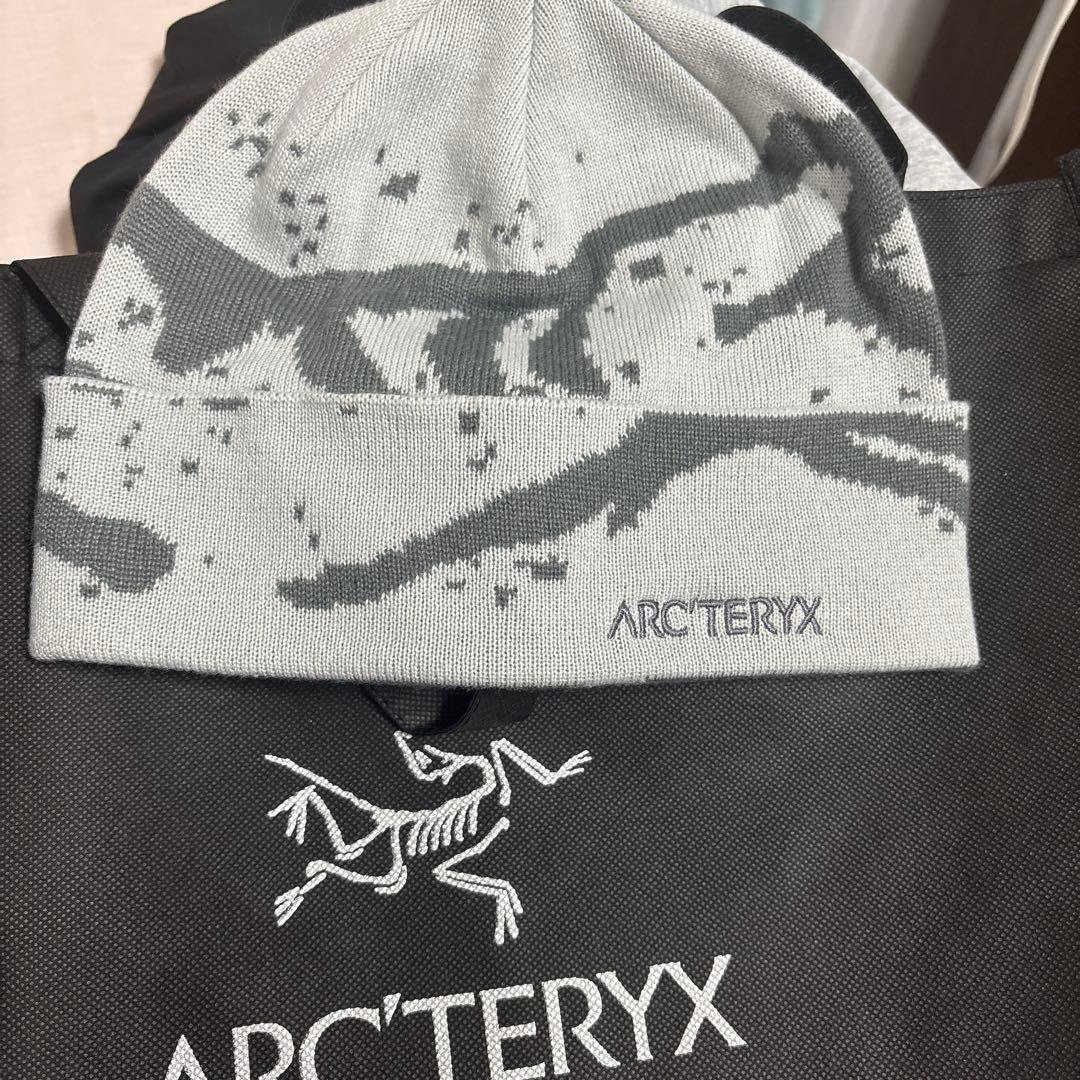 ARC'TERYX ニット帽 グレー スケルトンデザイン
