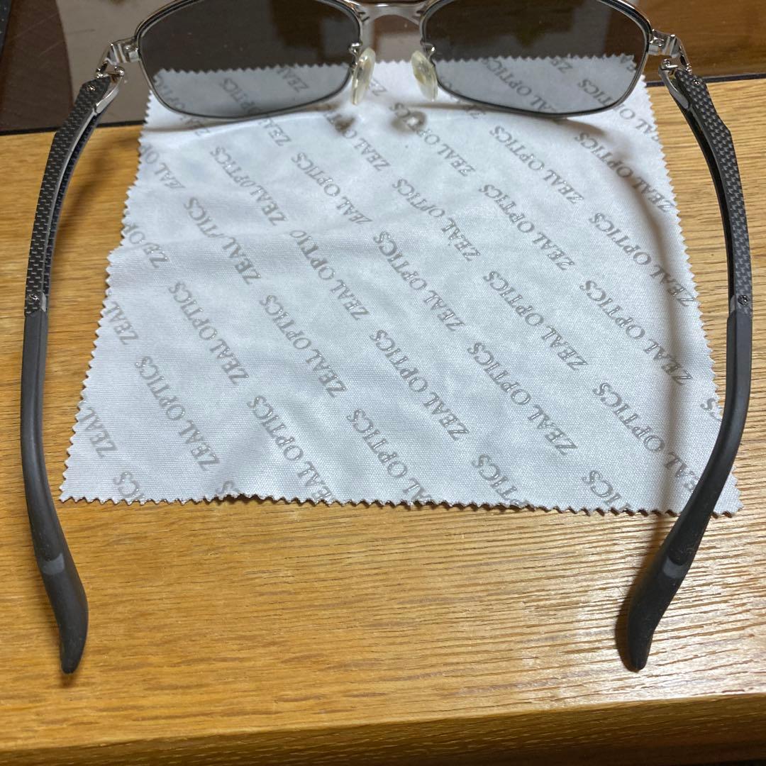 ZEAL OPTICS サングラス グレー レンズ