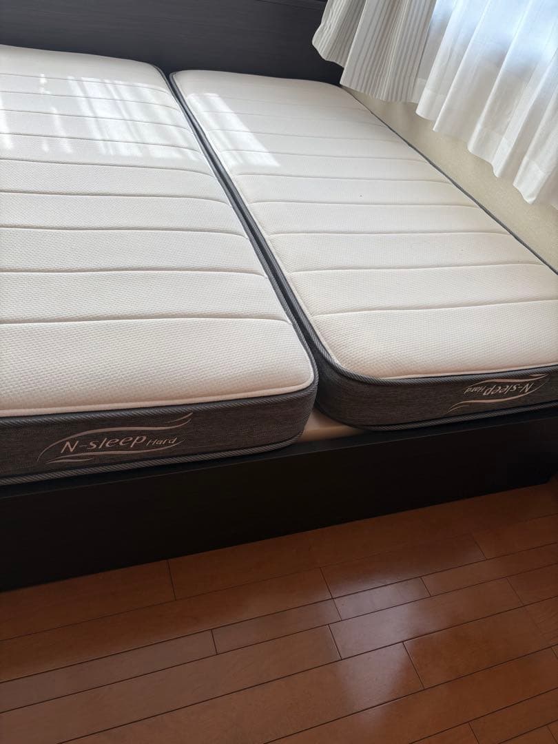 N-sleep クイーンベッドフレーム 2枚マットレス付き