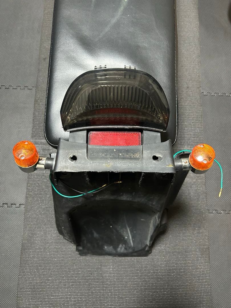 ホーネット250 リアフェンダー　cbrテール