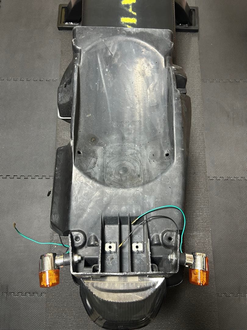 ホーネット250 リアフェンダー　cbrテール