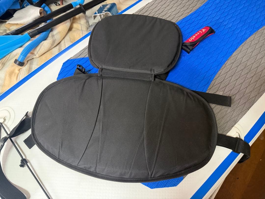 ぷちきよ freeinインフレータブルSUP 2wayカヤックモード❗️