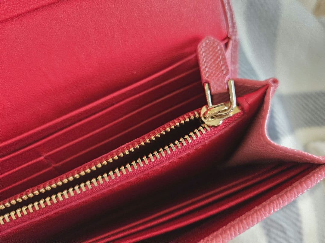 【美品】正規品！BVLGARI ピンク レディース長財布
