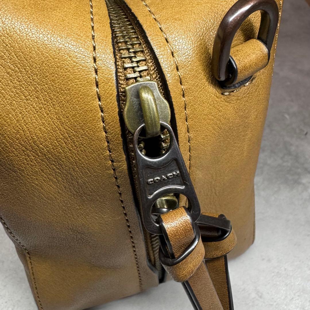 美品 コーチ ショルダーバッグ ハンドバッグ 2WAY クロスボディ 32283