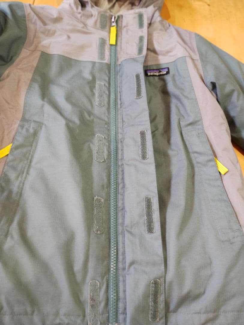 キッズ　パタゴニア　ジャケット マウンテンパーカー　3-in-1