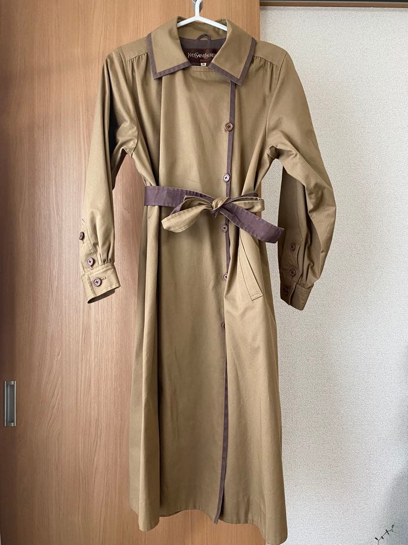 【イヴ・サンローラン】トレンチコート ベルト付き