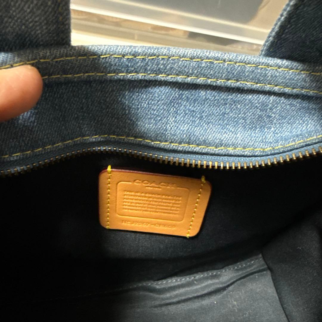 COACH コーチショルダーバッグ CARGO TOTE 26