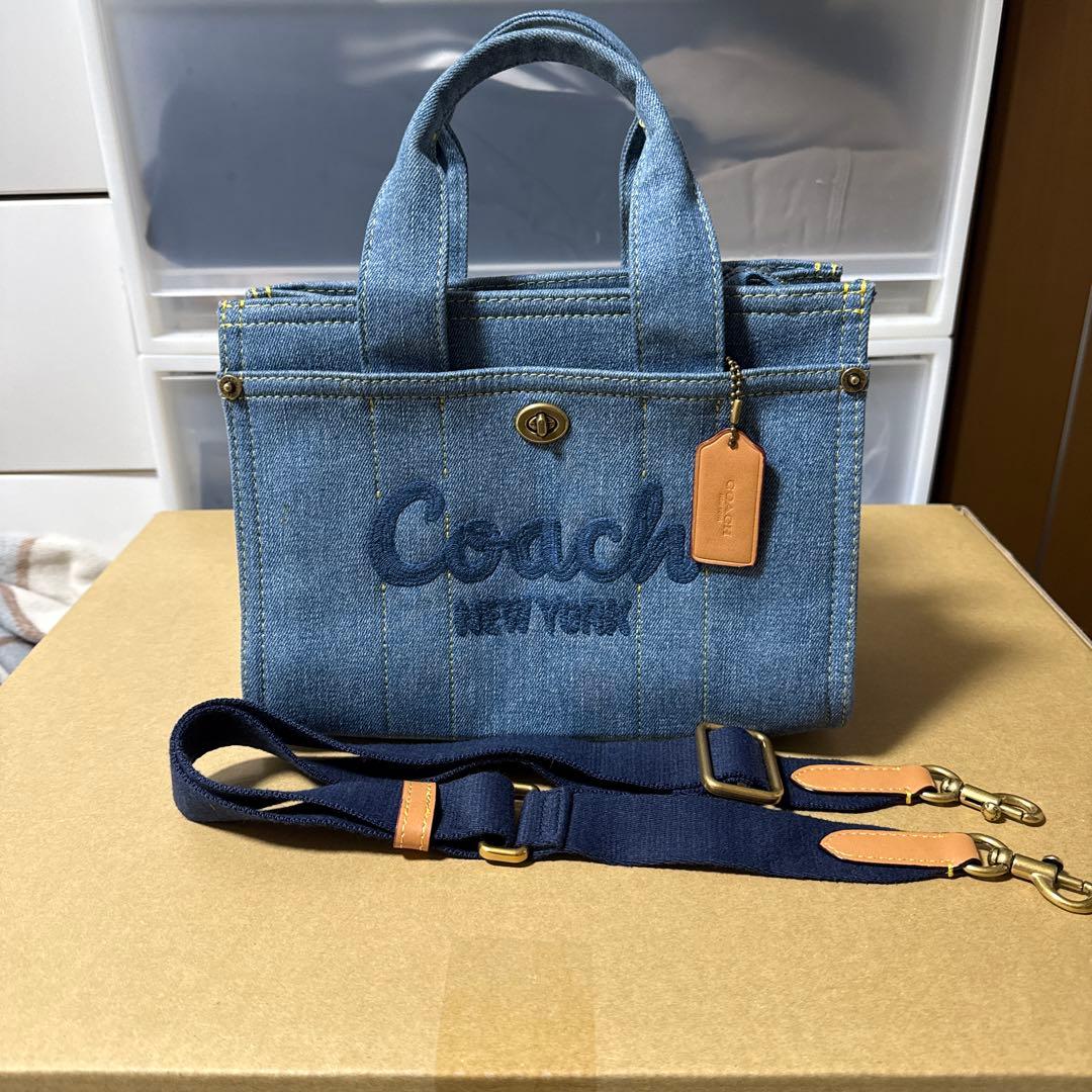 COACH コーチショルダーバッグ CARGO TOTE 26