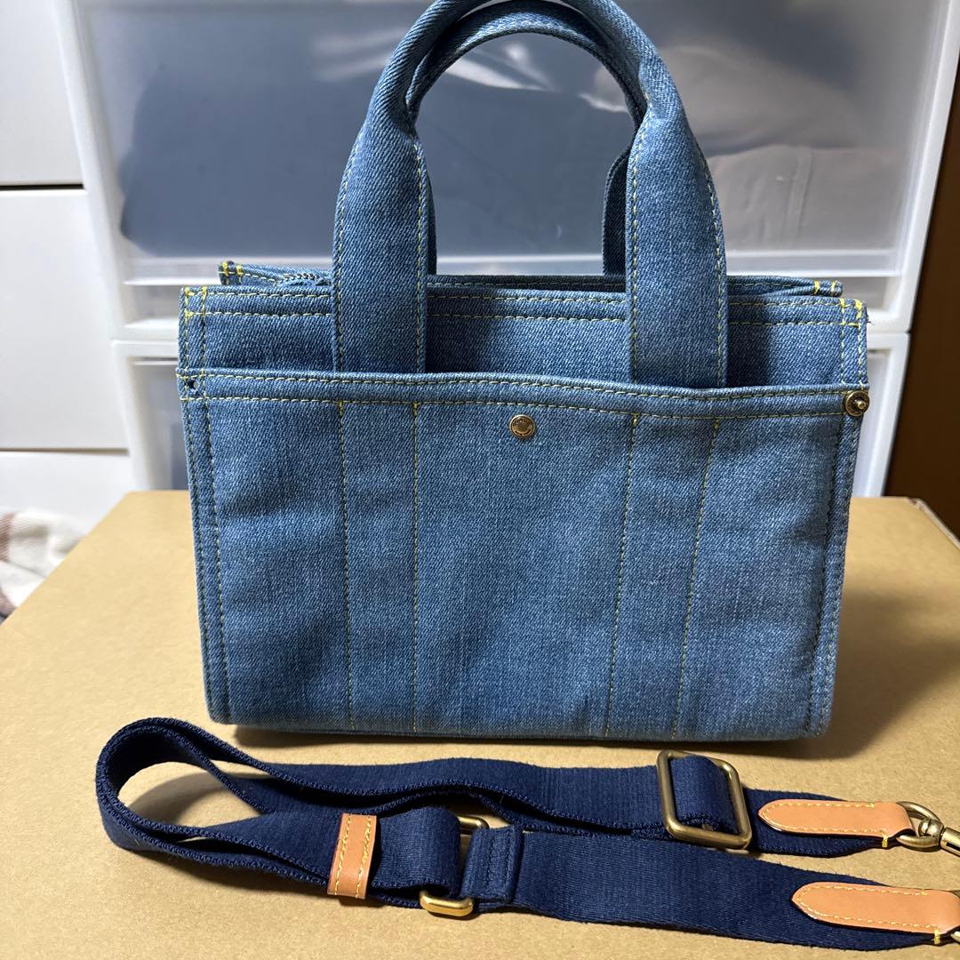 COACH コーチショルダーバッグ CARGO TOTE 26