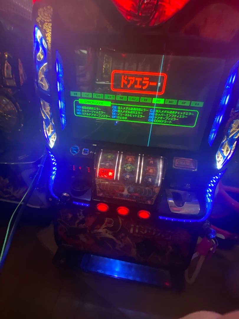 【ジャンク】 パチスロ　バジリスク絆 初代　実機　稼動品