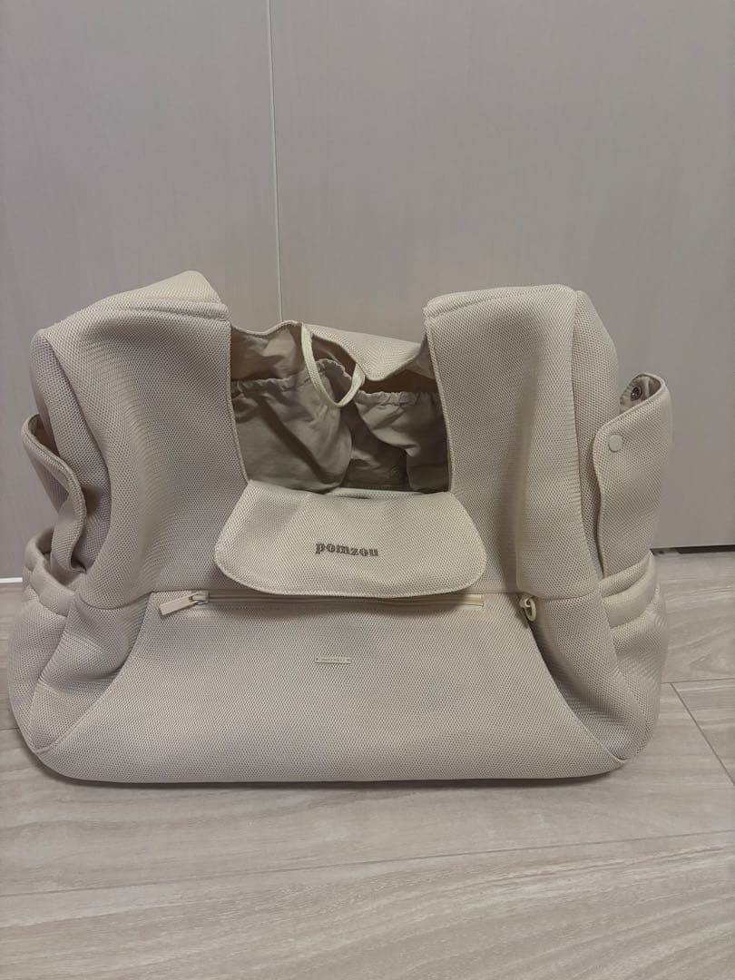 値下げしました　moncheri 犬用キャリーバッグ Mサイズ