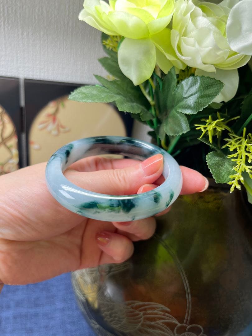 高級品❣️天然A貨翡翠　トロトロ、浮かぶ藍花柄付き氷種翡翠バングル　鑑定書付き