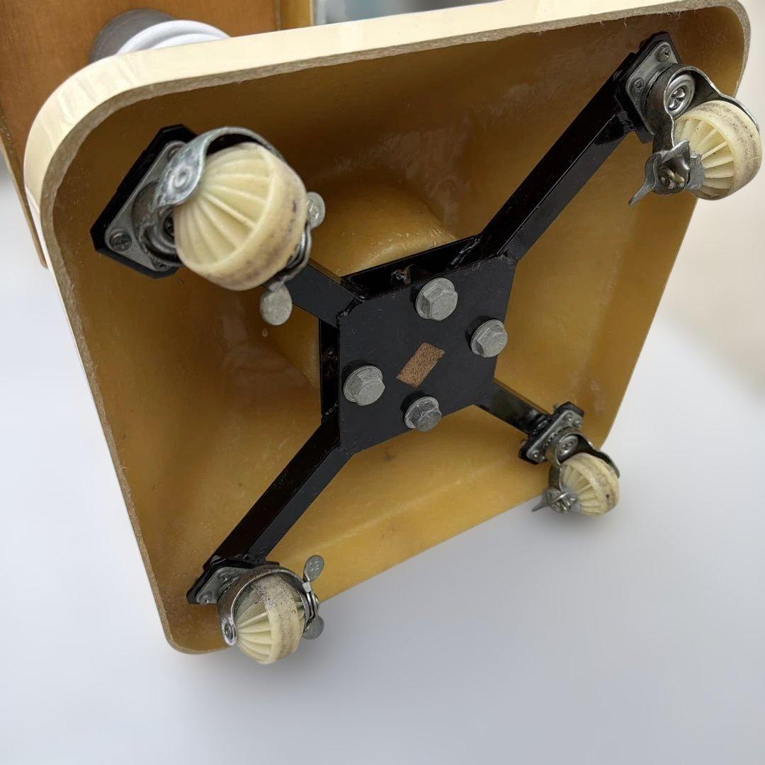 ELECTRON CHARGER 水タンク用台座