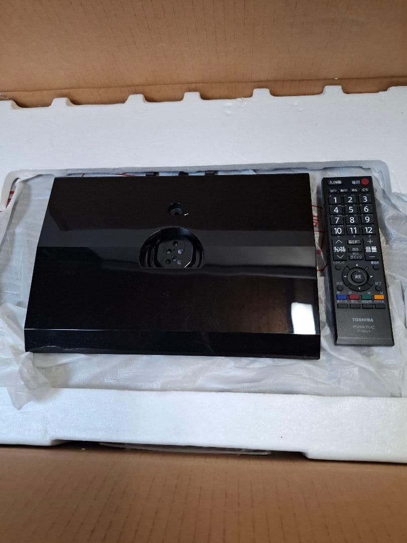 TOSHIBA REGZA 19インチ液晶テレビ2011年製未使用