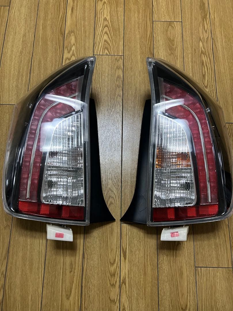 プリウス30 テールライト