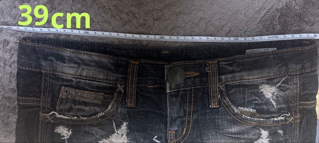 d.i.a 極美品❣️画像追加‼️ダメージショートパンツ✨レア品✨本日大幅値下げ‼️