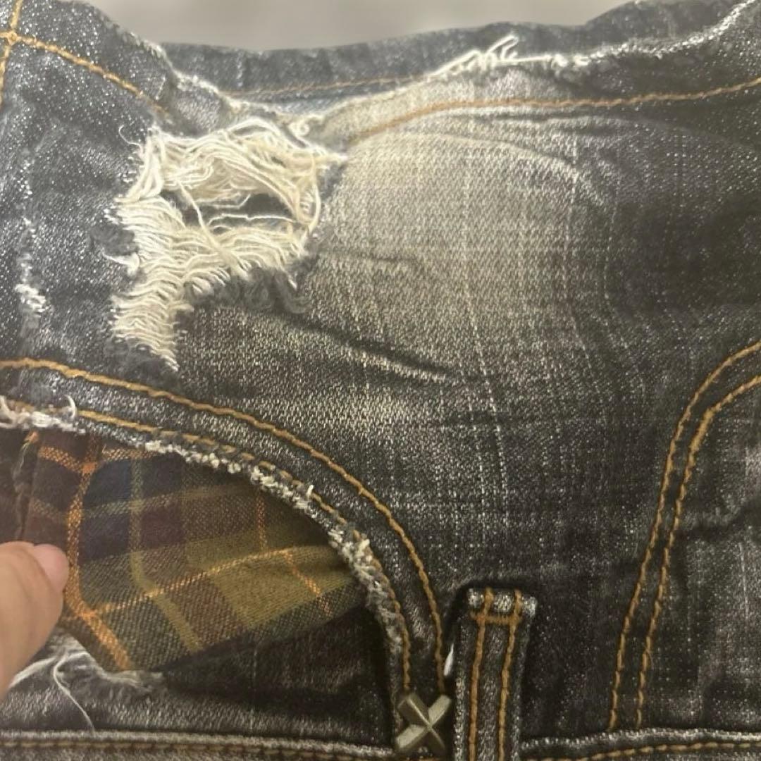 d.i.a 極美品❣️画像追加‼️ダメージショートパンツ✨レア品✨本日大幅値下げ‼️