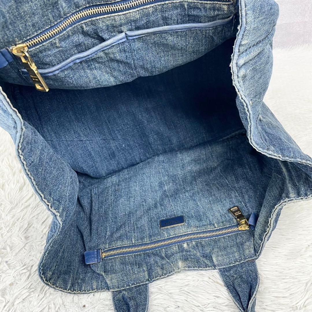 A4可 美品 プラダ デニム トートバッグ カナパ 3角プレート ロゴ金具 紺