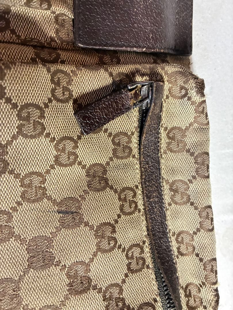 ぺ*ん様 Gucci GGキャンバス ショルダーバッグ