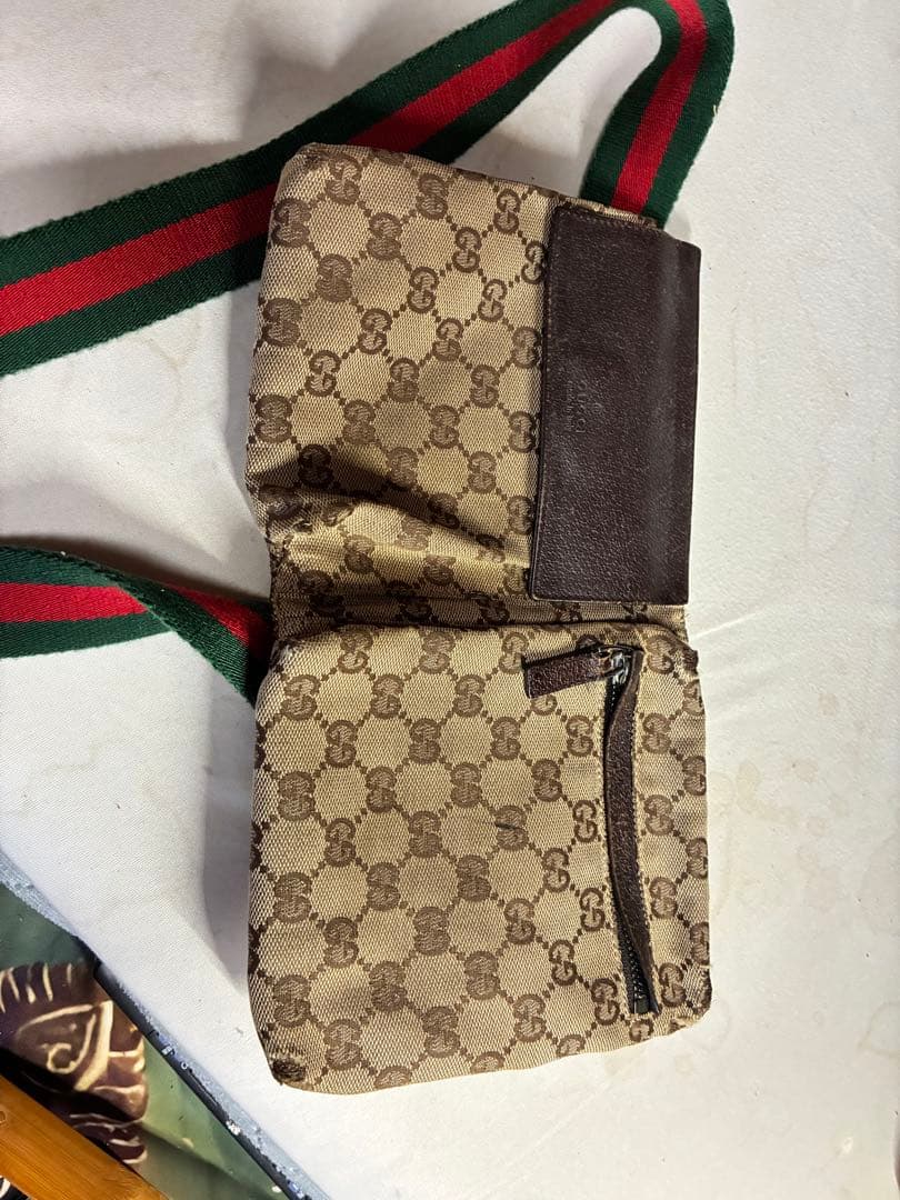 ぺ*ん様 Gucci GGキャンバス ショルダーバッグ