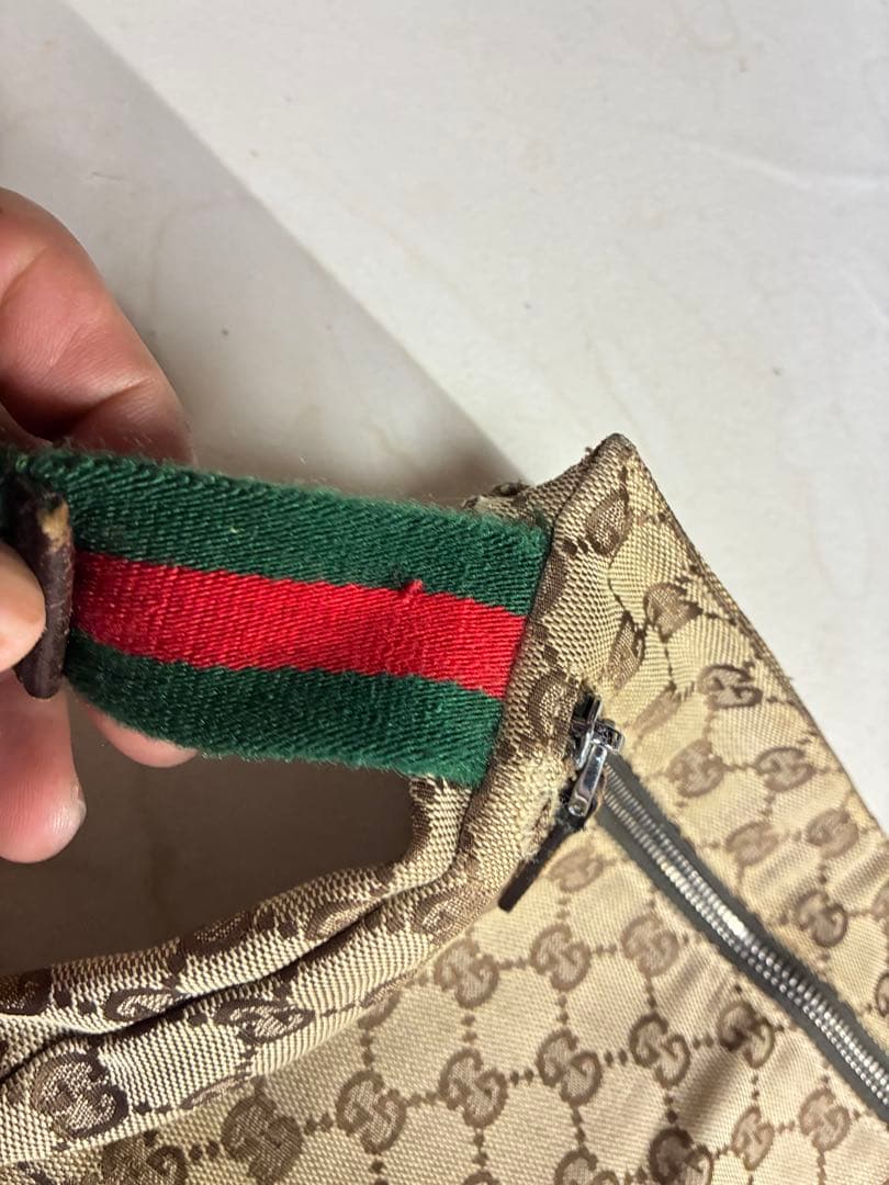 ぺ*ん様 Gucci GGキャンバス ショルダーバッグ