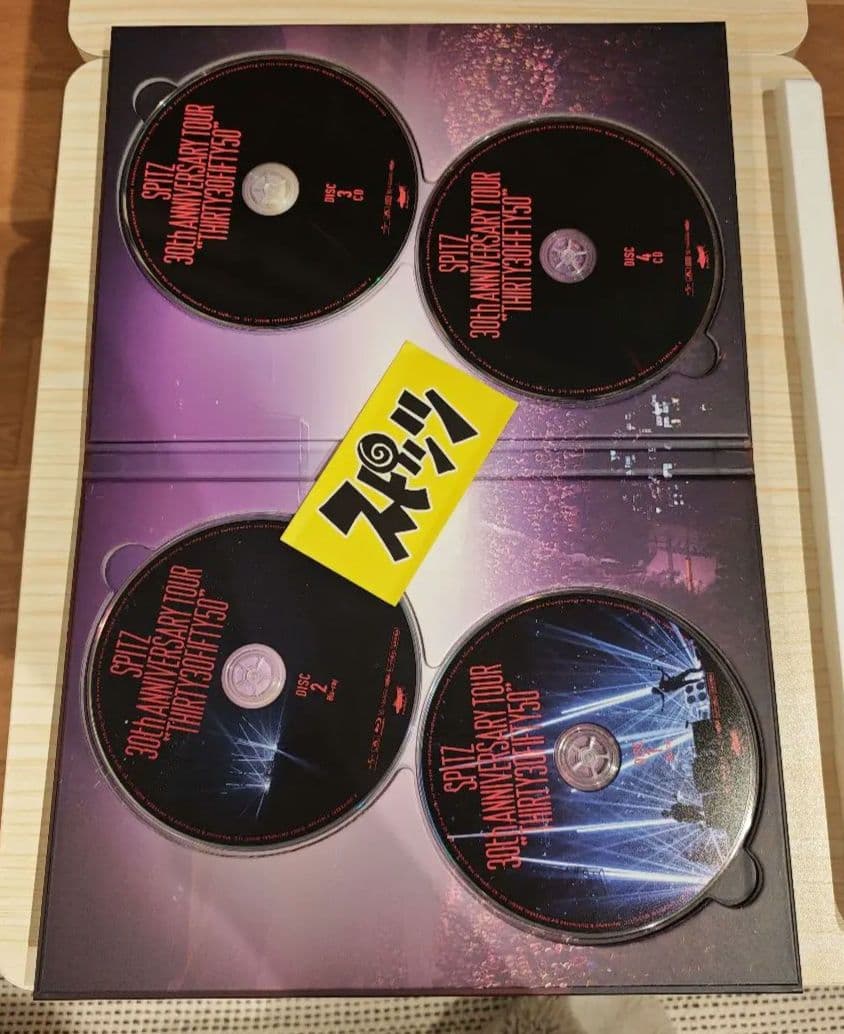 SPITZ 30th THIRTY30FIFTY50　ページの外れあり　シール有